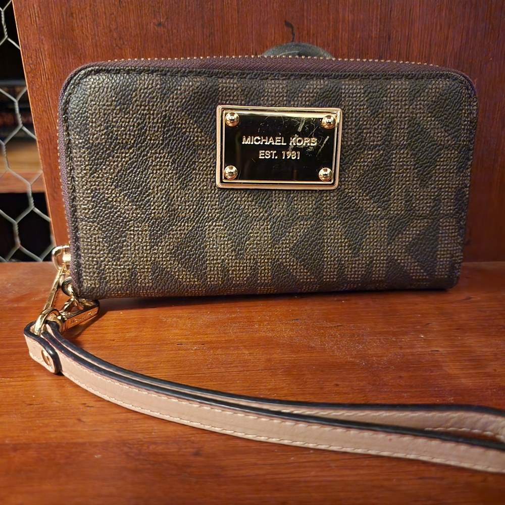 Michael Kors Black and Brown Wristlet - Picture 2 of 3